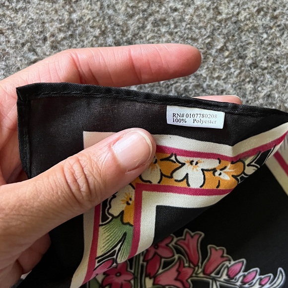 Vintage 80s Black Pink Colourful Flowers Floral Scarf Prairie Cottagecore Boho - Picture 6 of 12